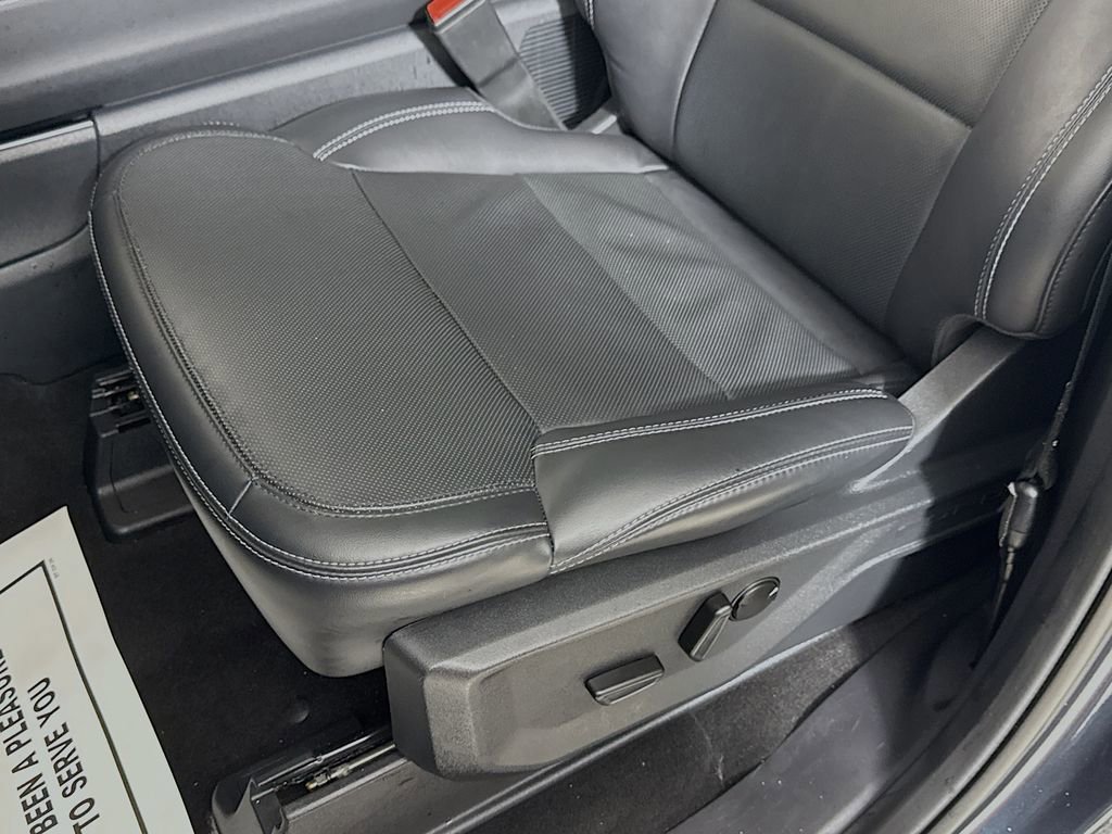 Certified 2025 Ford Expedition Platinum image 23