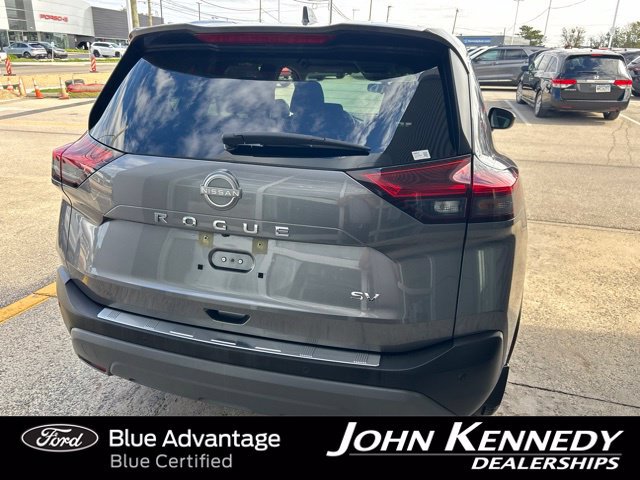 Used 2023 Nissan Rogue SV FWD image 10