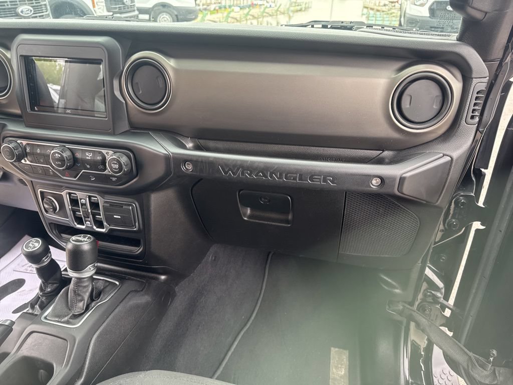 Used 2019 Jeep Wrangler Unlimited Sport S AWD/4WD image 50