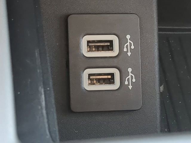 Certified 2019 Ford F250 Lariat w/ Chrome Package image 23