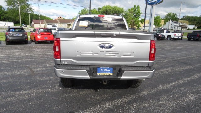 Certified 2022 Ford F150 XLT w/ Equipment Group 302A High image 4