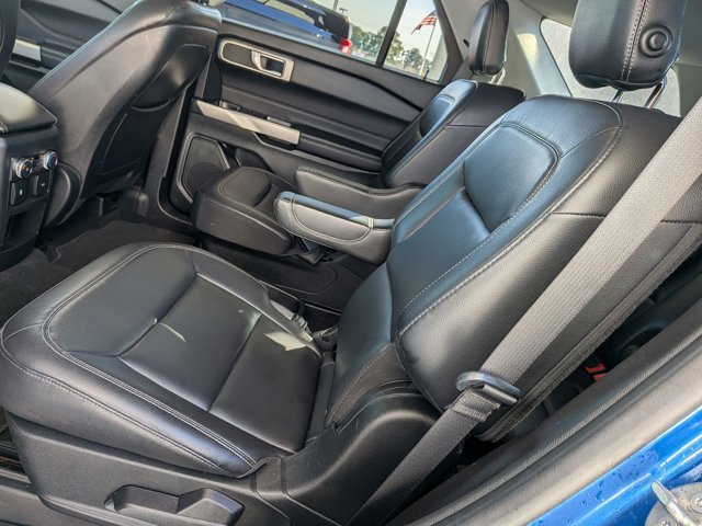 Certified 2020 Ford Explorer XLT w/ Equipment Group 202A image 25