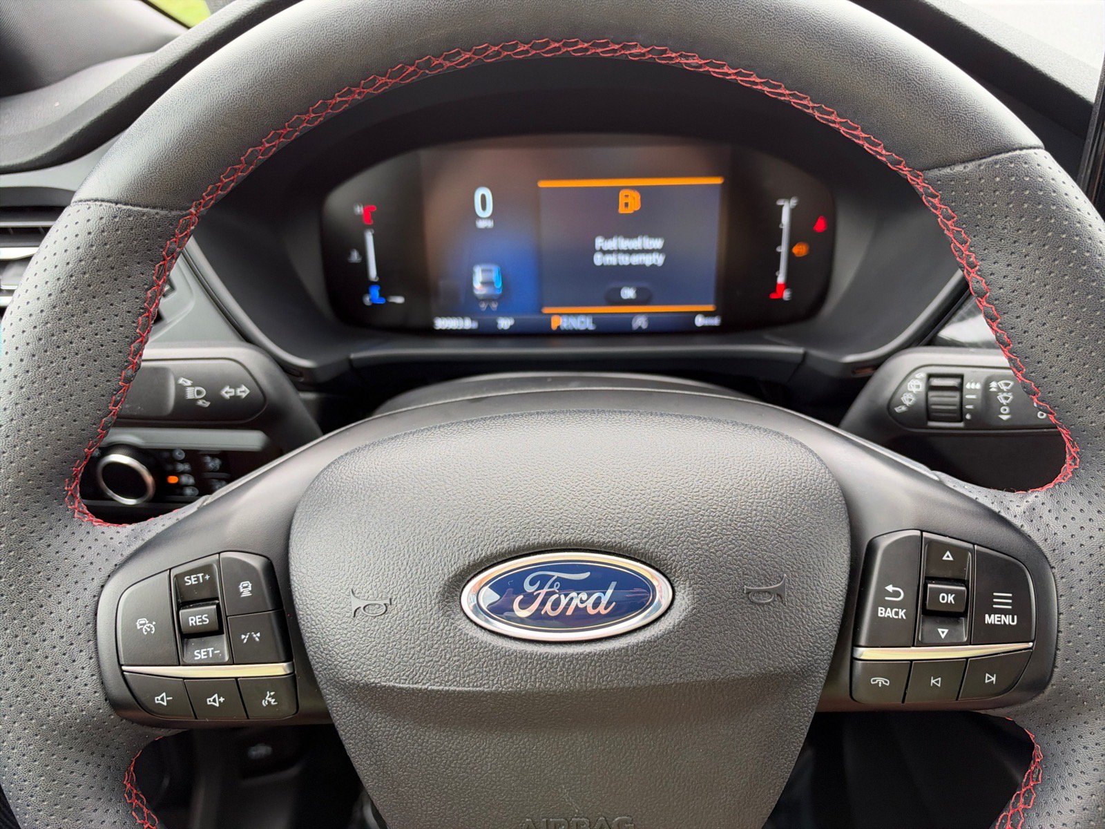 Certified 2023 Ford Escape ST-Line w/ Tech Pack #1 AWD/4WD image 22