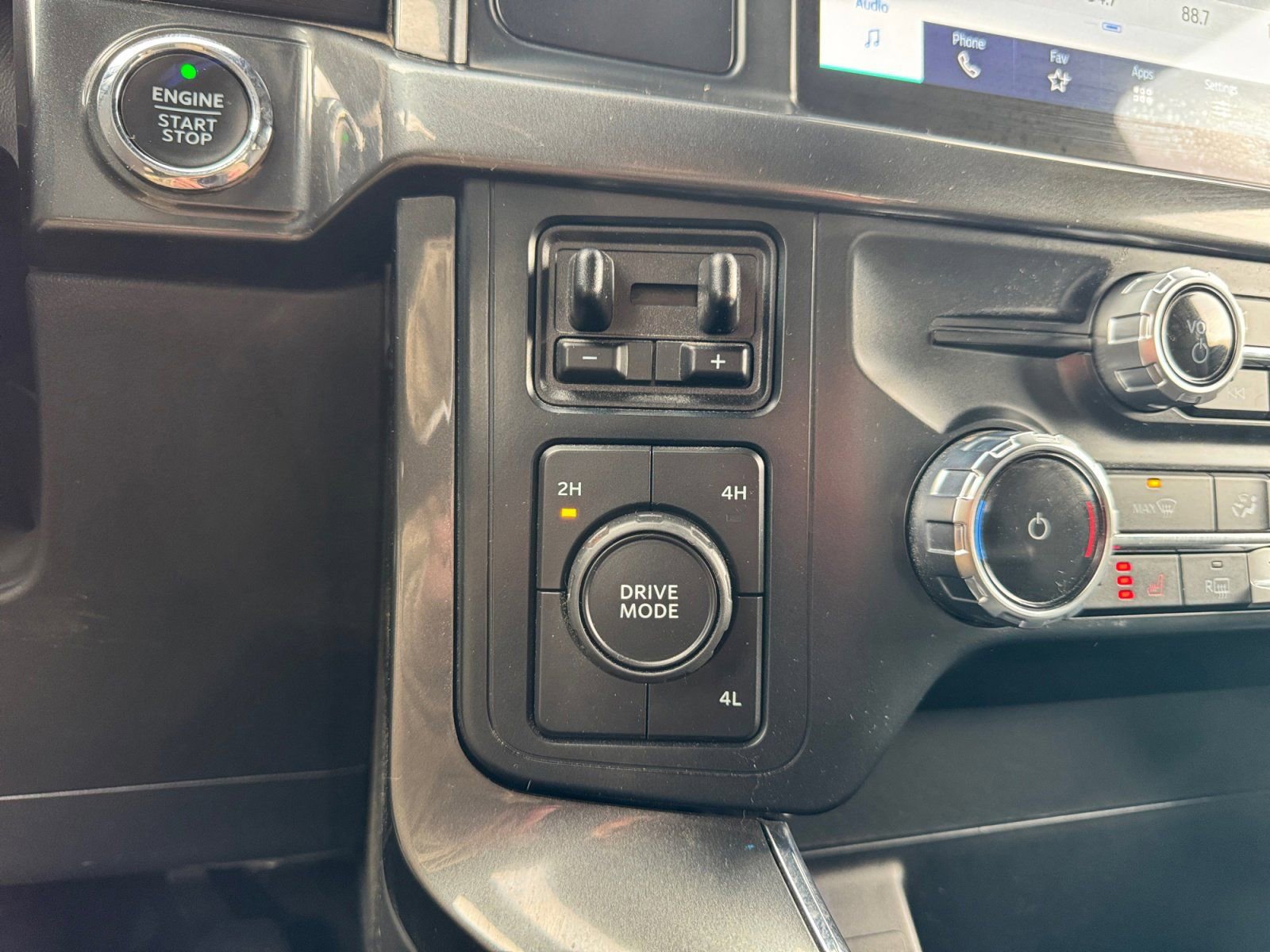 Certified 2022 Ford F150 XLT w/ Equipment Group 302A High image 23