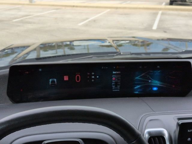 Certified 2025 Ford Expedition Platinum image 27