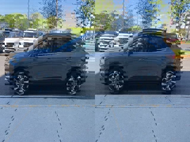 Certified 2025 Ford Escape Platinum image 2