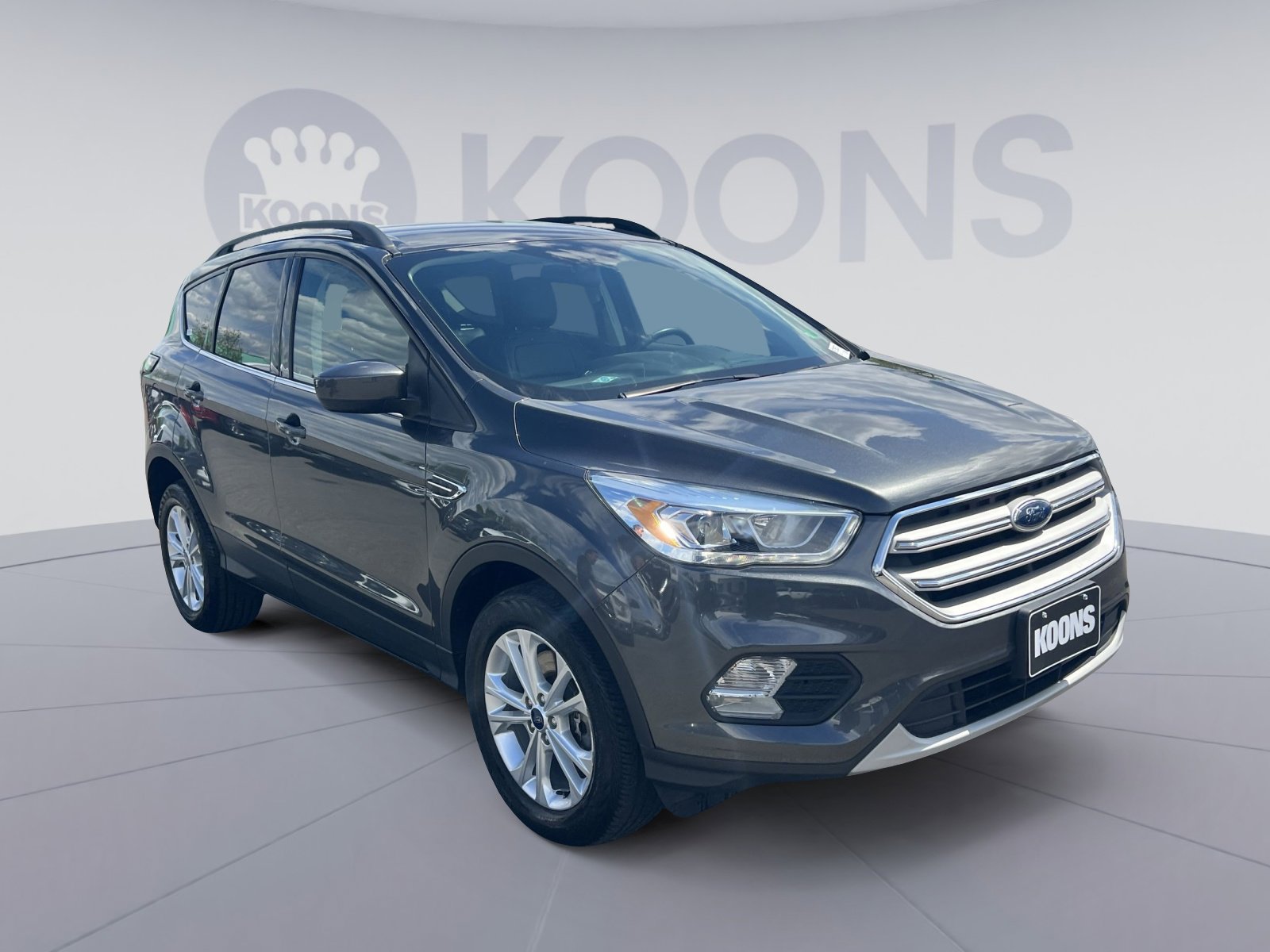 Certified 2018 Ford Escape SEL AWD/4WD image 2