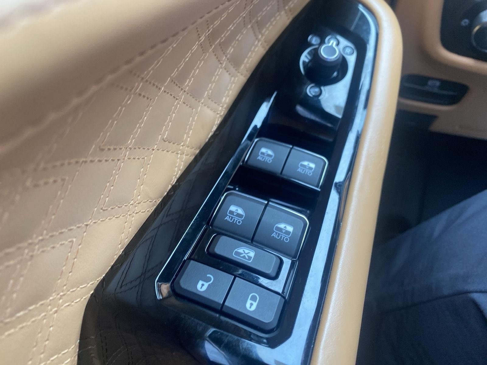 Used 2021 Jeep Grand Cherokee L Summit AWD/4WD image 15