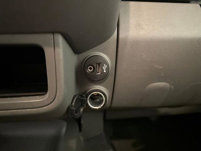 Used 2019 Nissan Frontier SV image 28