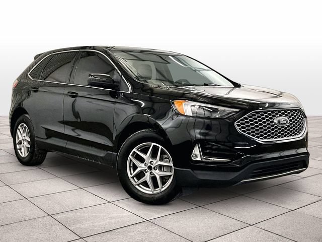 Certified 2024 Ford Edge SEL w/ Convenience Package AWD/4WD image 2