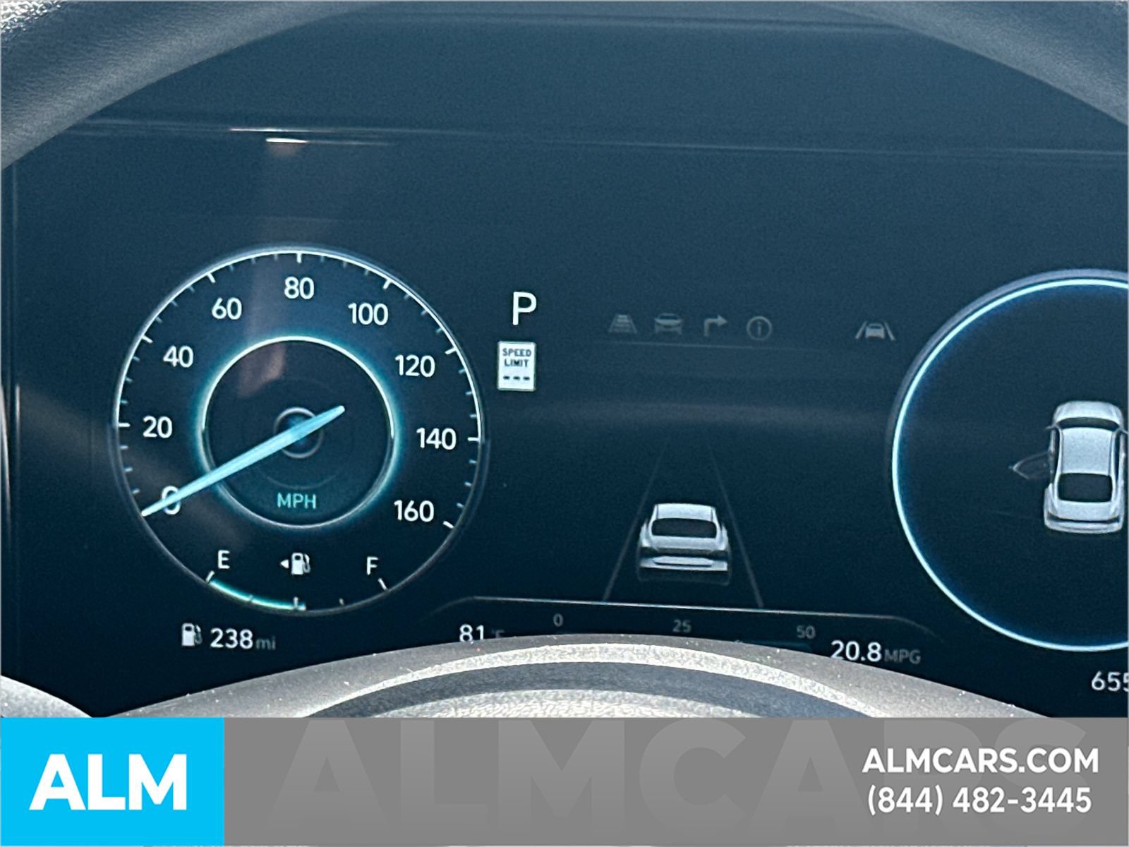 Used 2024 Hyundai Elantra SEL FWD image 30