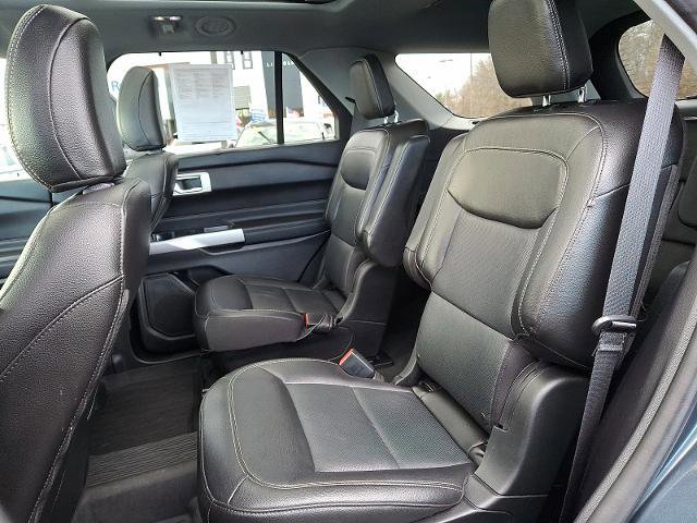Certified 2022 Ford Explorer Limited w/ Hybrid Equipment Group 310A image 10
