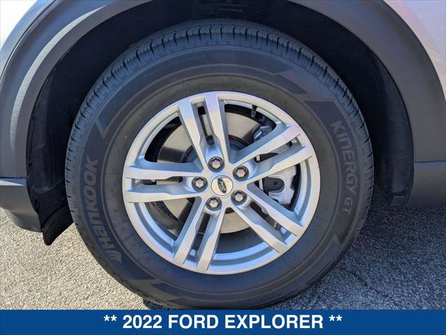 Certified 2022 Ford Explorer XLT image 9
