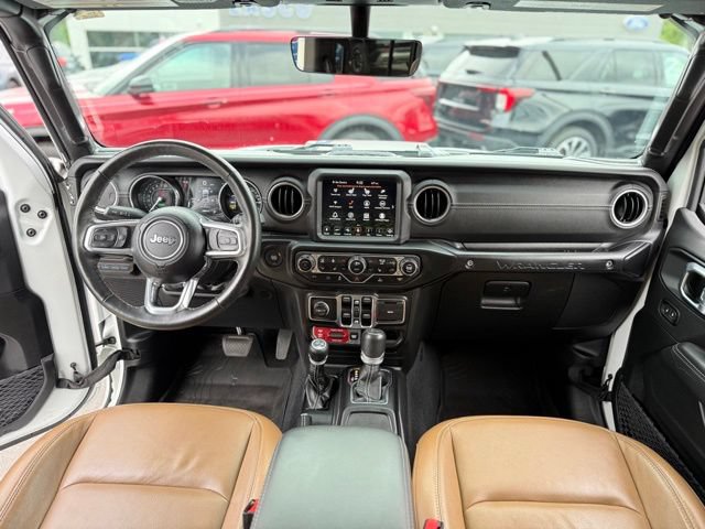Used 2023 Jeep Wrangler Unlimited Rubicon 4xe w/ Cold Weather Group AWD/4WD image 2
