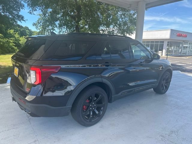 Certified 2022 Ford Explorer ST w/ ST Street Pack AWD/4WD image 3