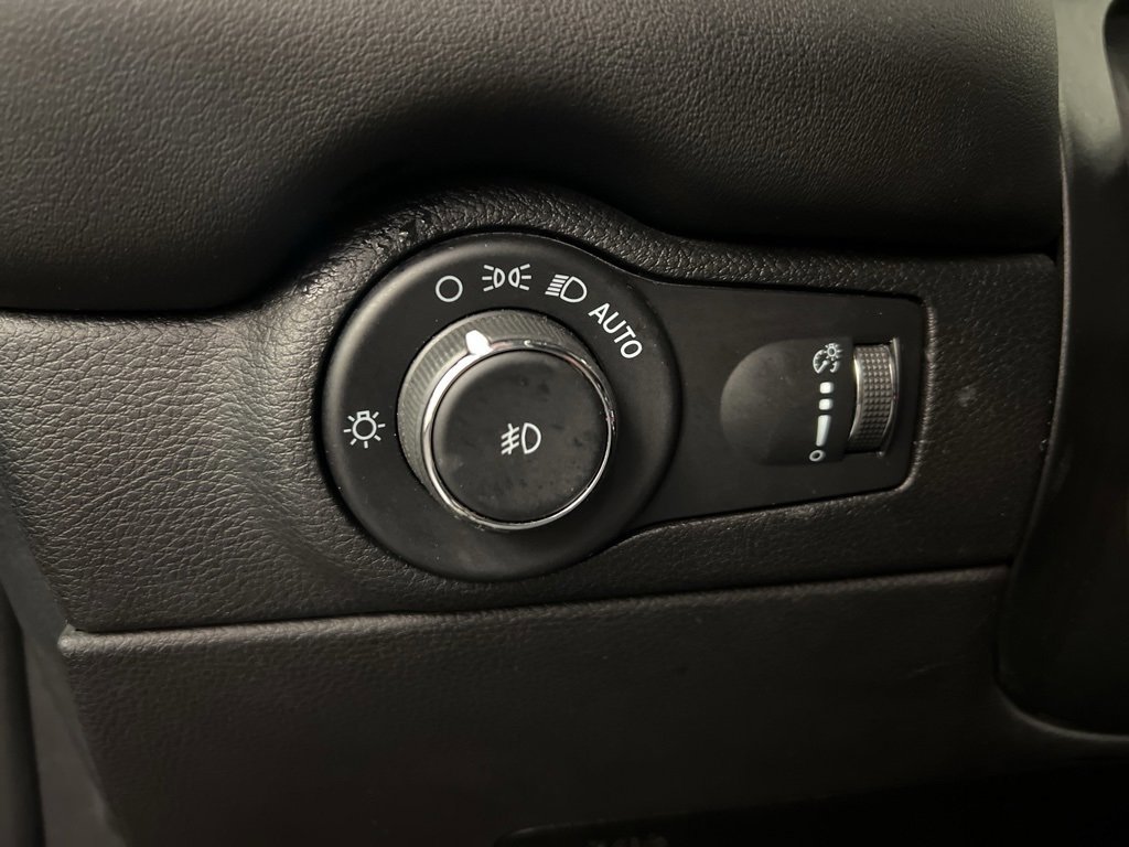 Used 2021 Dodge Durango Citadel image 28