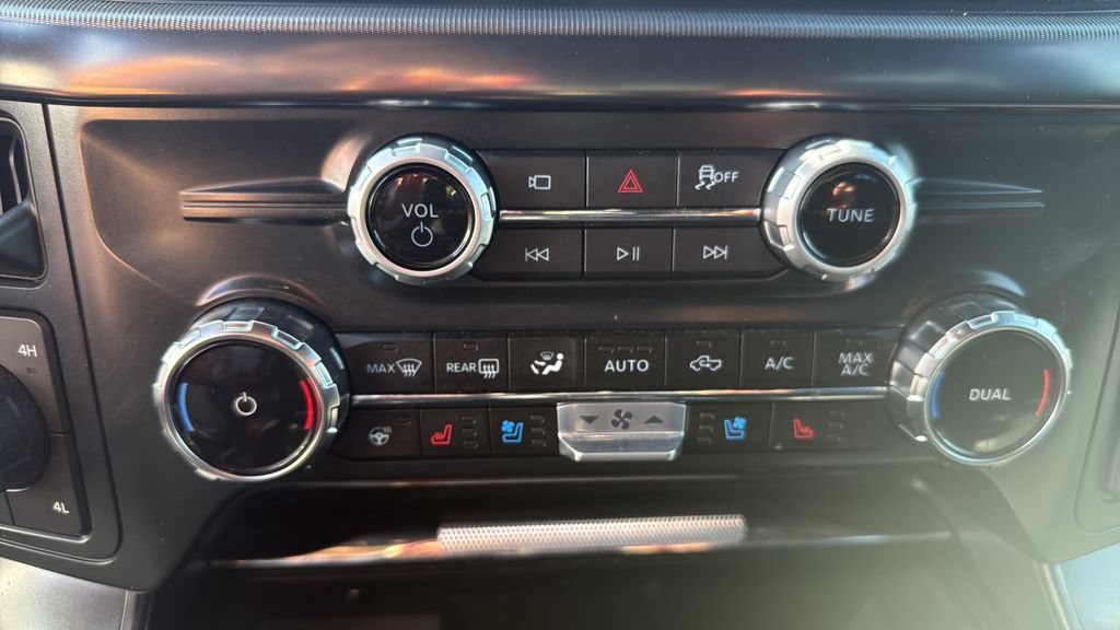 Certified 2025 Ford F150 Lariat AWD/4WD image 28