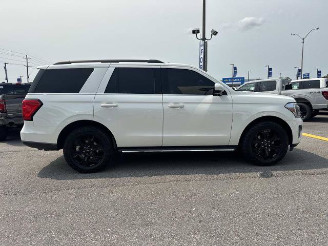 Certified 2022 Ford Expedition XLT RWD image 4
