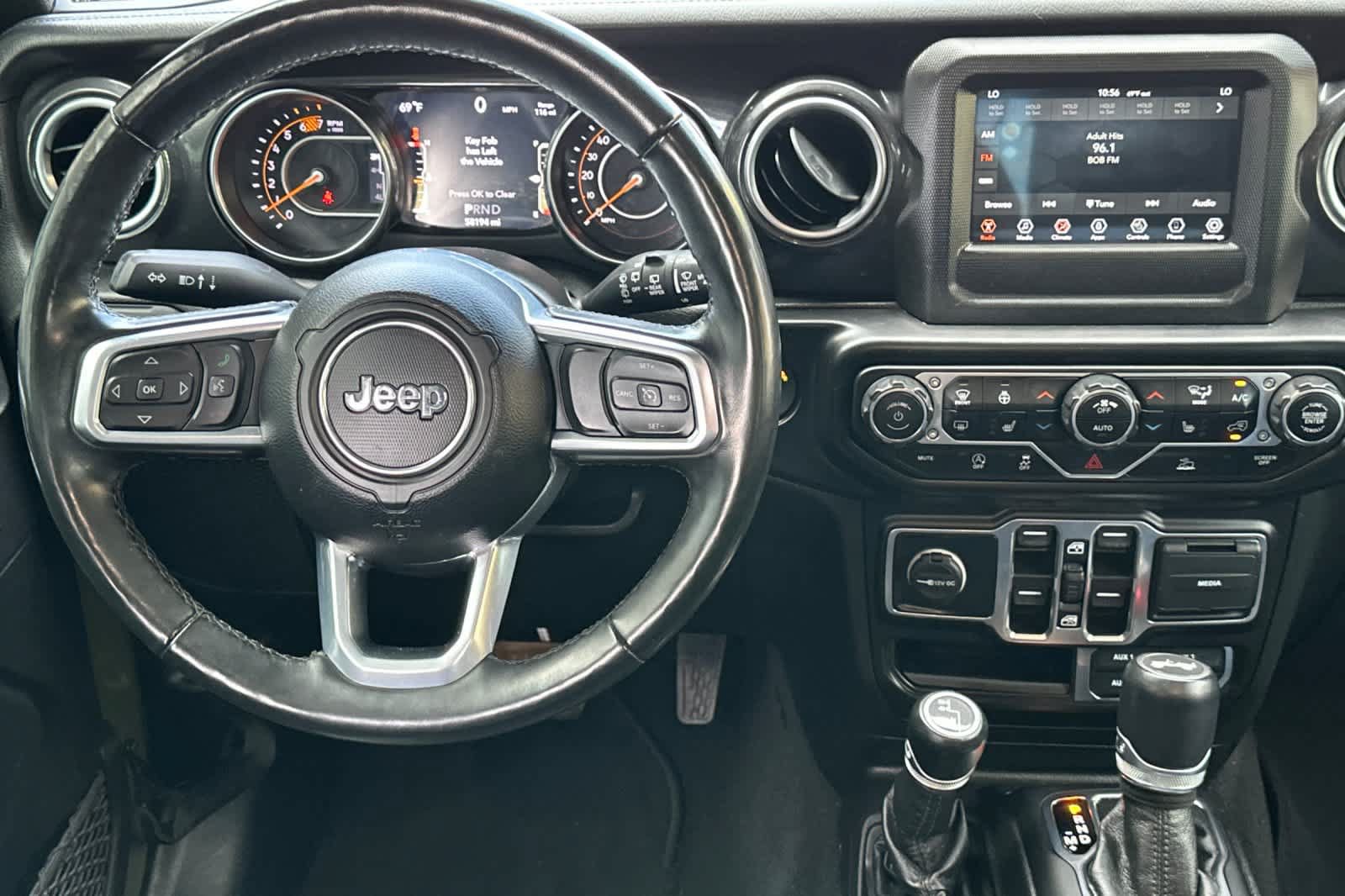 Used 2021 Jeep Wrangler Unlimited Sahara AWD/4WD image 14