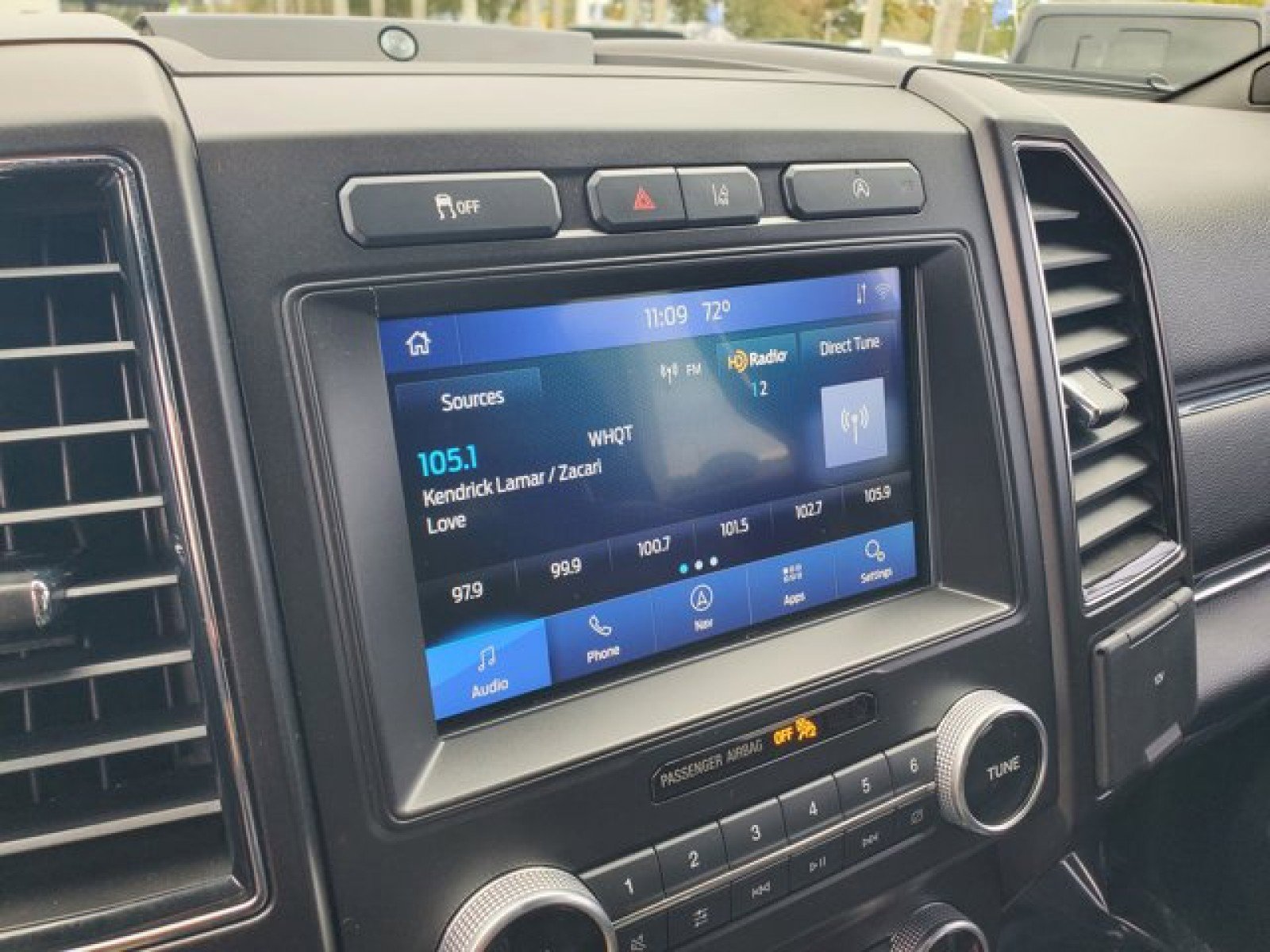 Certified 2021 Ford Expedition Max Limited image 22