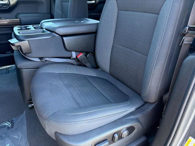 Used 2022 Chevrolet Silverado 1500 LT AWD/4WD image 17