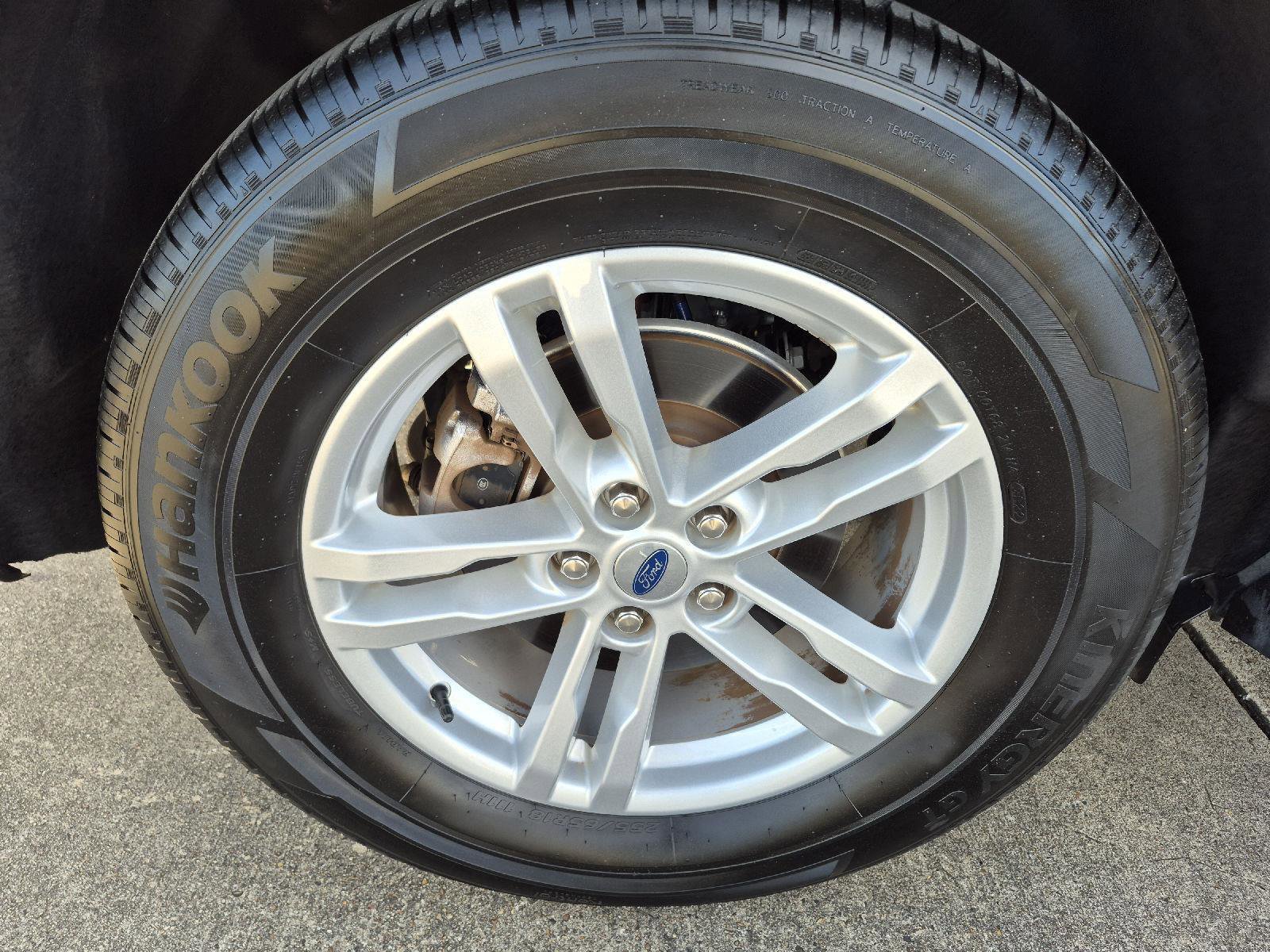 Certified 2022 Ford Explorer XLT w/ Equipment Group 202A image 12