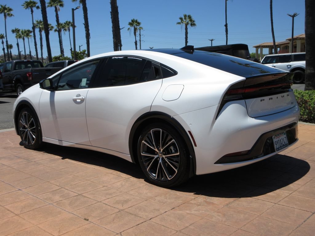Used 2026 Toyota Prius Limited w/ Limited Premium Package FWD image 2