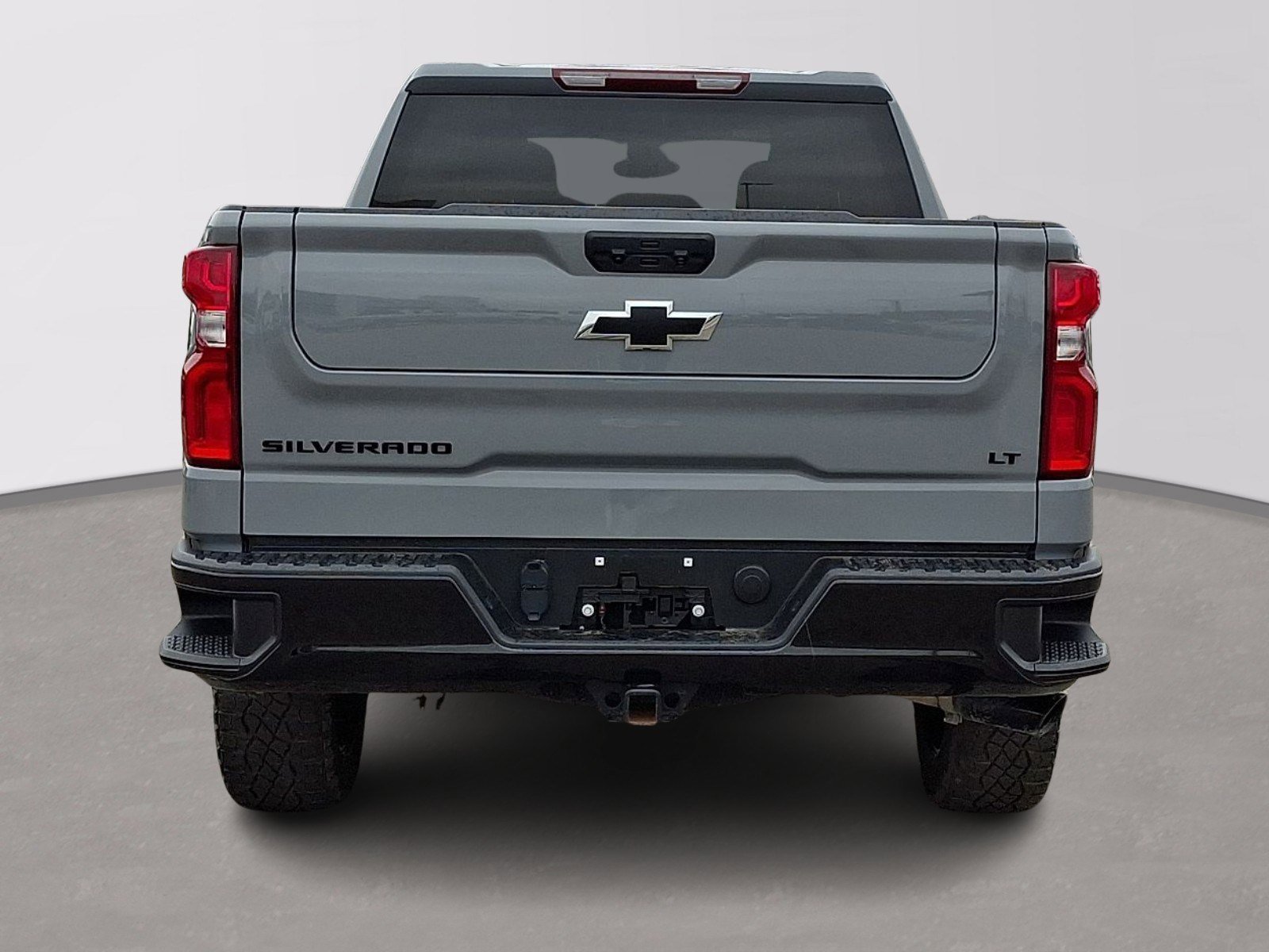 Used 2024 Chevrolet Silverado 1500 LT Trail Boss w/ Dark Appearance Package image 5