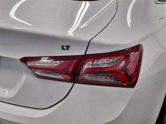 Used 2024 Chevrolet Malibu LT w/ Sport Edition image 26