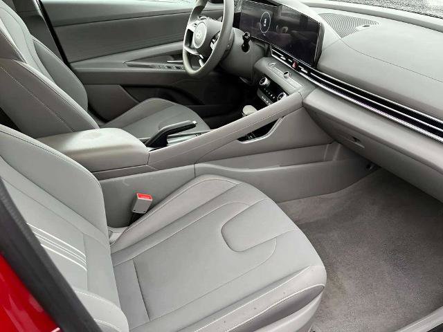 Used 2024 Hyundai Elantra SEL FWD image 10
