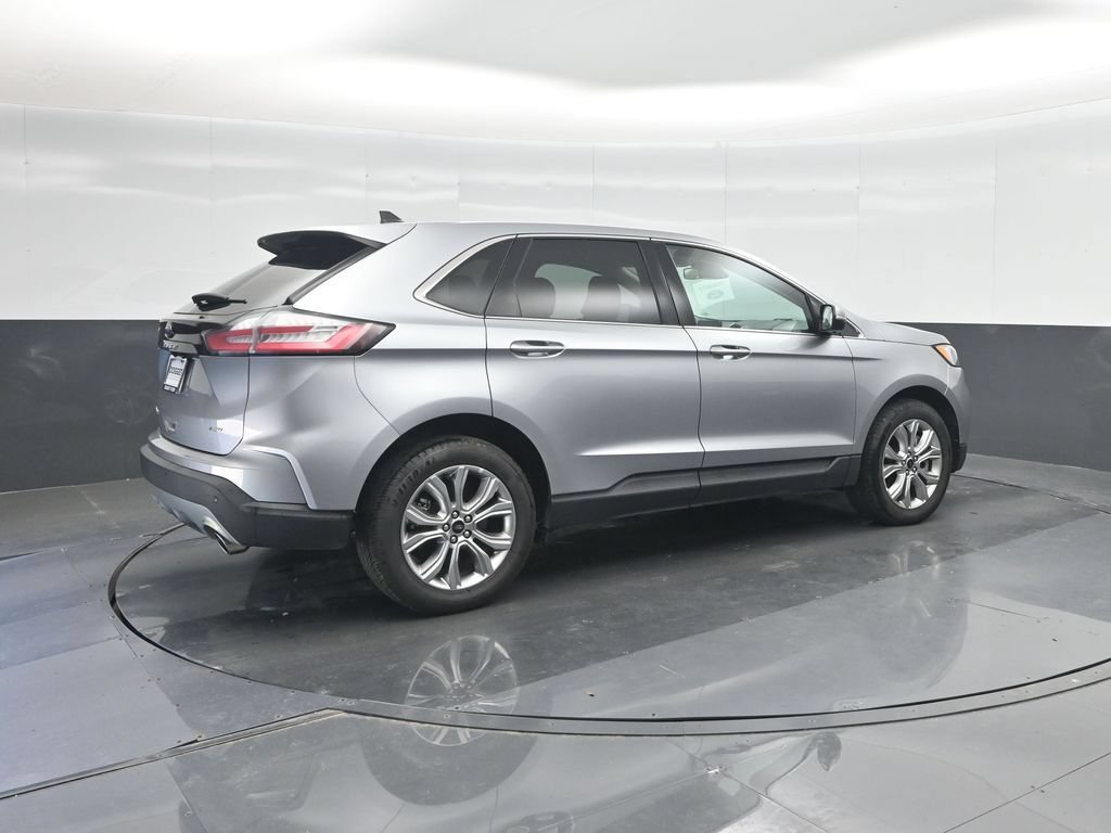 Certified 2024 Ford Edge Titanium AWD/4WD image 15