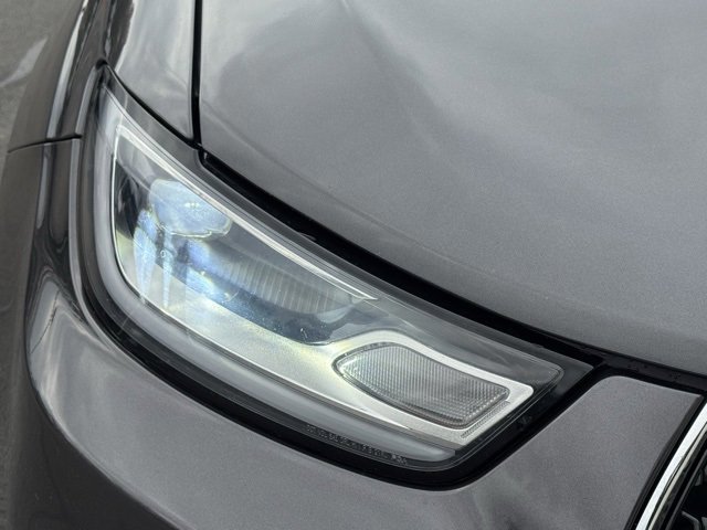 Used 2023 Chrysler Pacifica Touring-L image 10