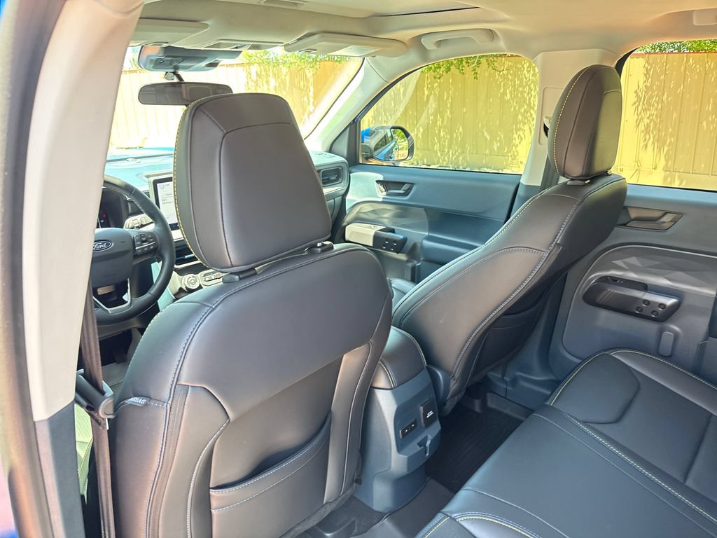 Certified 2025 Ford Maverick Lobo AWD/4WD image 23