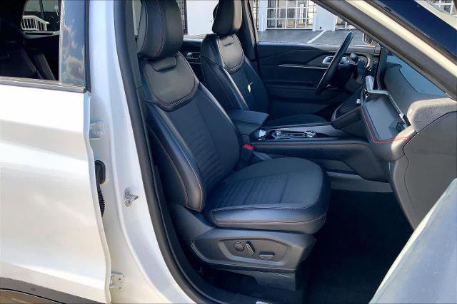 Certified 2025 Ford Explorer ST-Line image 11