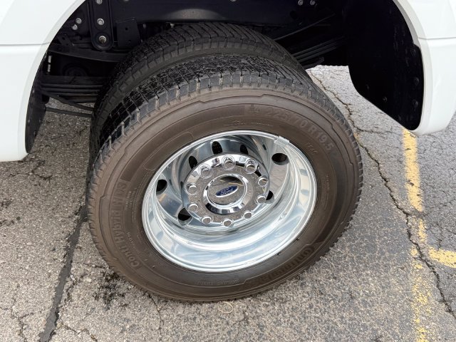 Certified 2022 Ford F450 Limited w/ FX4 Off-Road Package AWD/4WD image 5