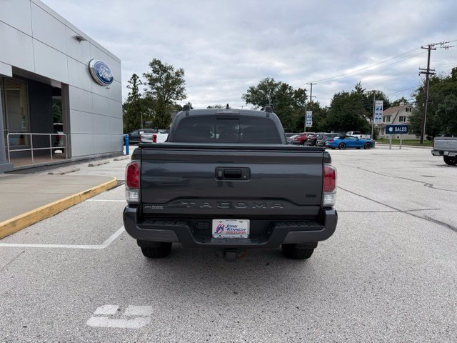 Used 2020 Toyota Tacoma 4x4 Double Cab image 11