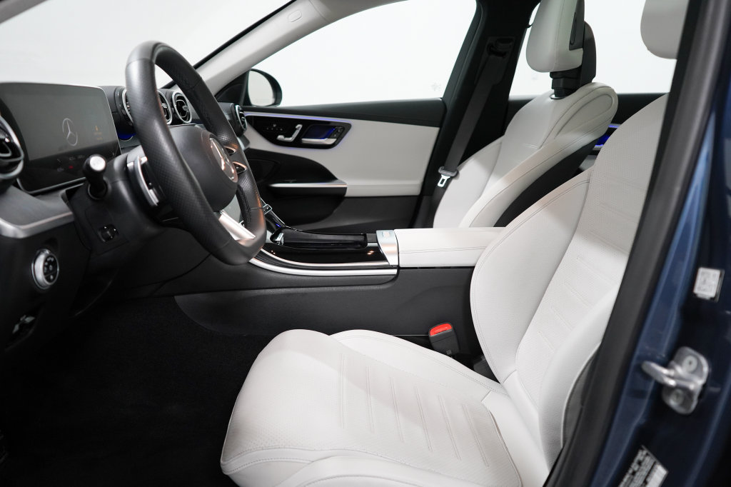 Used 2025 Mercedes-Benz C 300 4MATIC Sedan image 14