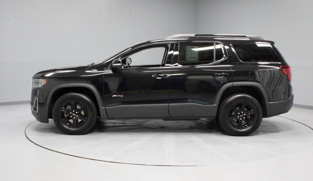 Used 2023 GMC Acadia AT4 w/ Technology Package AWD/4WD image 10