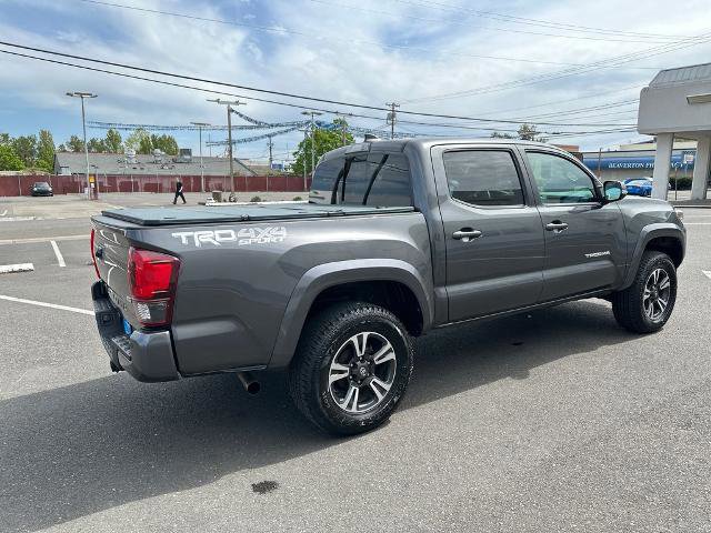 Used 2019 Toyota Tacoma TRD Sport w/ Technology Package AWD/4WD image 6