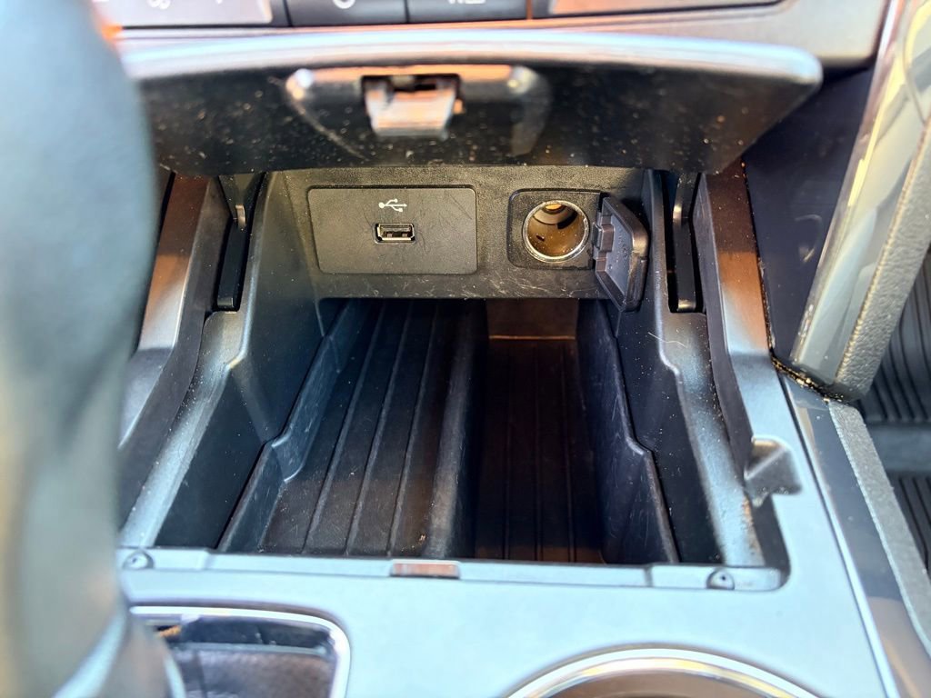 Certified 2019 Ford Explorer FWD image 13