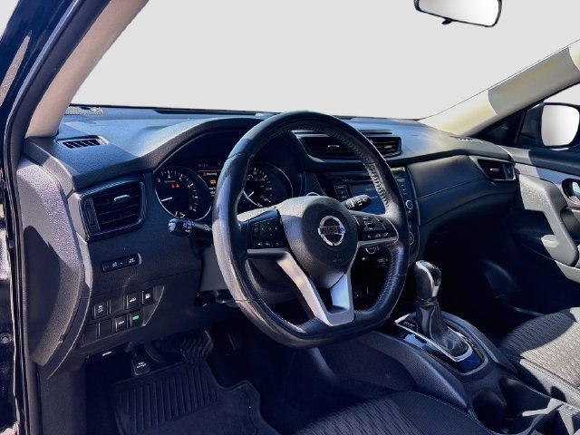 Used 2018 Nissan Rogue SV FWD image 9