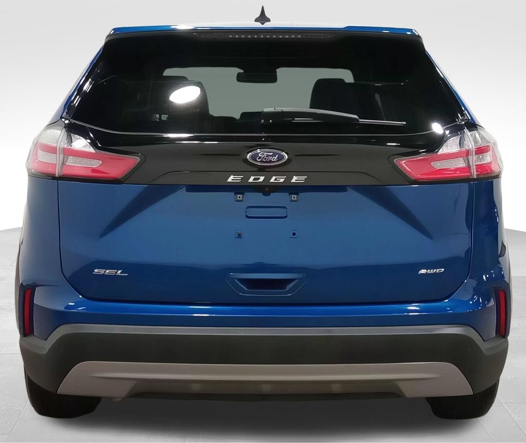 Certified 2022 Ford Edge SEL w/ Convenience Package AWD/4WD image 5