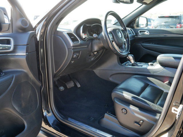 Used 2020 Jeep Grand Cherokee Limited w/ Trailer Tow Group IV AWD/4WD image 12