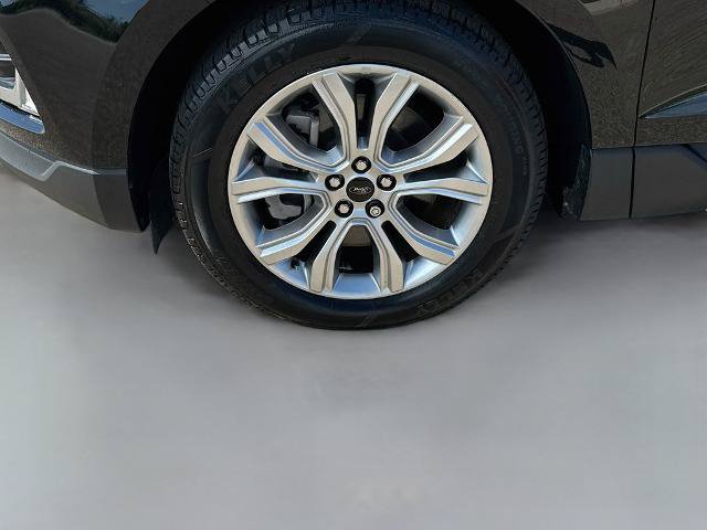 Certified 2024 Ford Edge Titanium AWD/4WD image 22