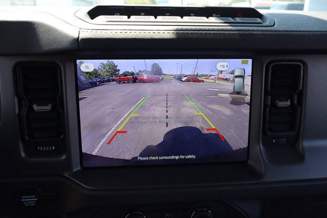Certified 2025 Ford Bronco Badlands w/ Sasquatch Package AWD/4WD image 3