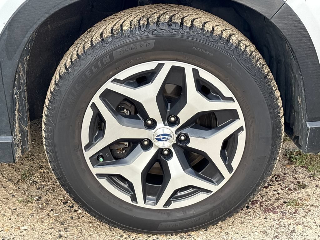 Used 2019 Subaru Forester Premium w/ All-Weather Package AWD/4WD image 17
