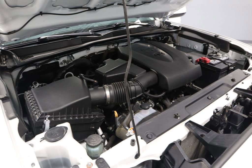 Used 2023 Toyota Tacoma SR AWD/4WD image 14