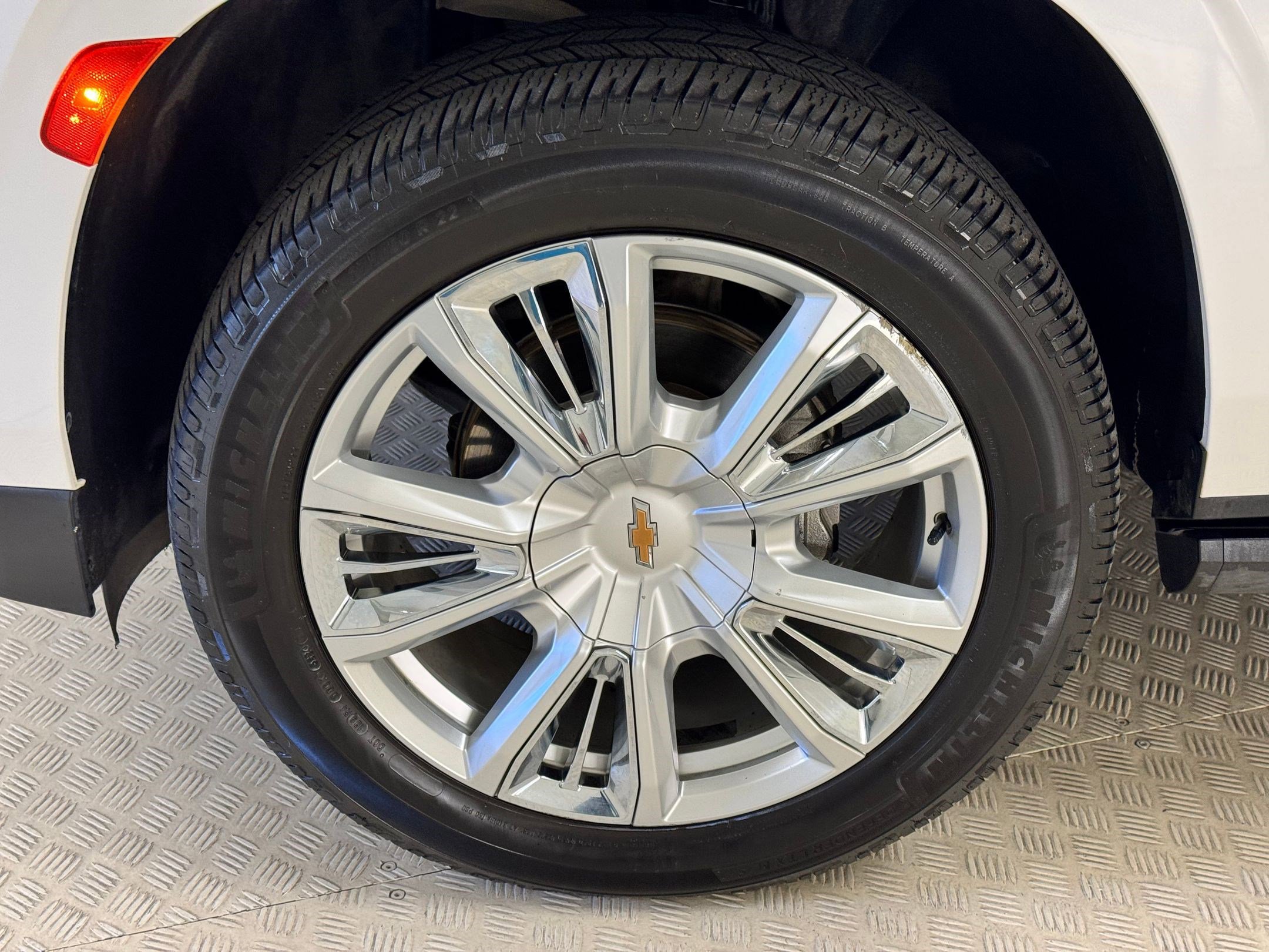 Used 2023 Chevrolet Tahoe High Country image 9