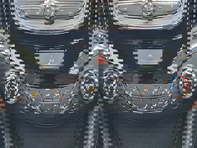 Used 2019 Chevrolet Cruze Diesel w/ Sun And Sound Package image 29