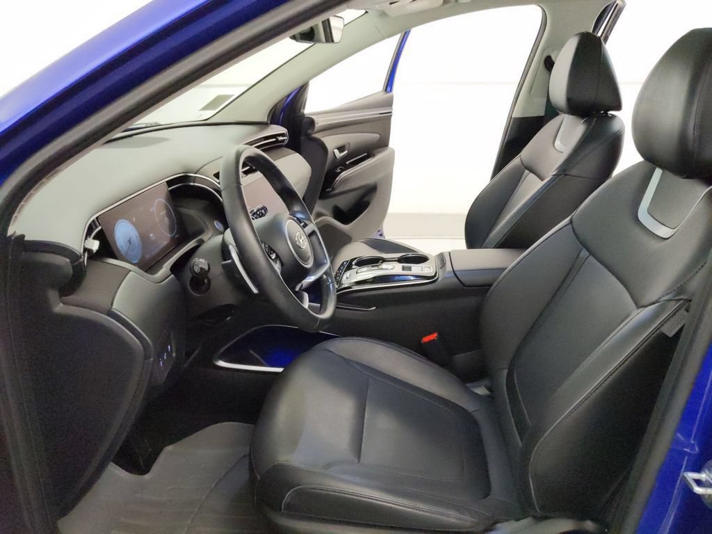 Used 2023 Hyundai Tucson Limited AWD/4WD image 16